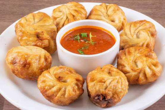 Veg fried momo
